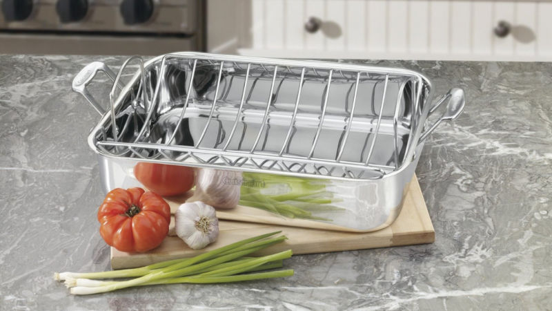 Illustration for article titled Today’s best deals: Toaster ovens, Rubbermaid, Dyson fans